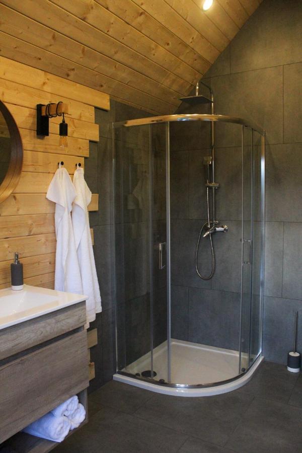 Hiska-Glamping Hotel Ajdovscina Exterior photo